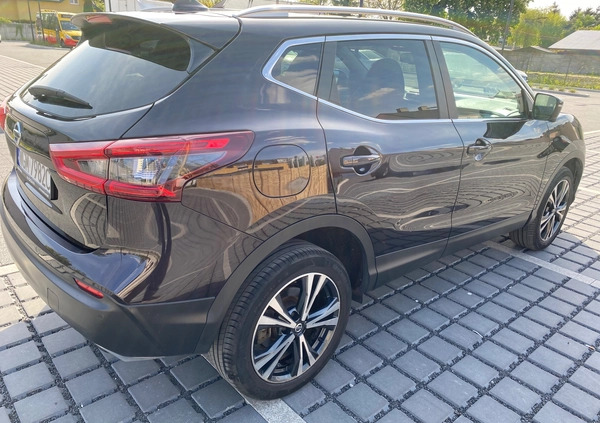 Nissan Qashqai cena 71000 przebieg: 75000, rok produkcji 2018 z Jawor małe 211